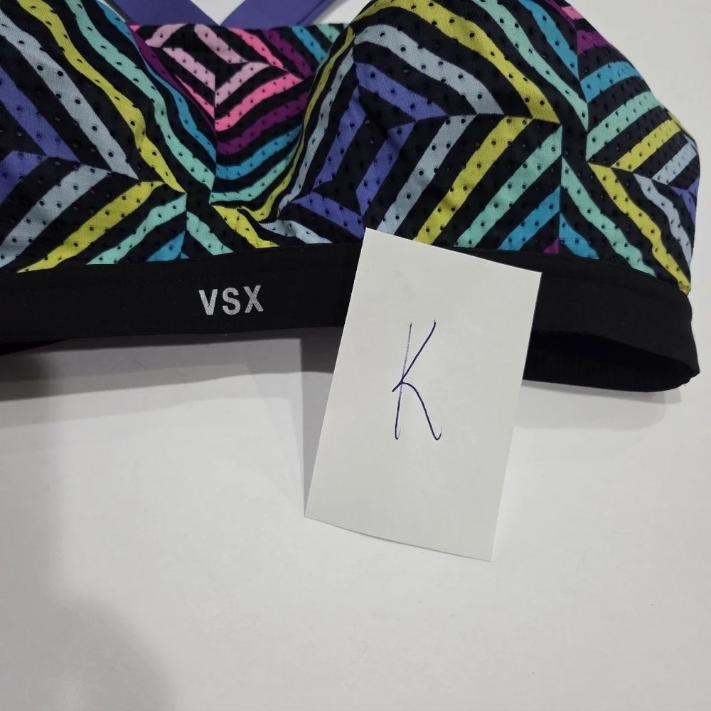 VSX Sport Vibrant Geometric Sports Bra Sz.34D